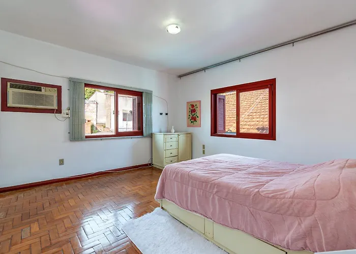 Holiday home Casa Maison Rose - Piscina, Lareira E Banheira Porto Alegre