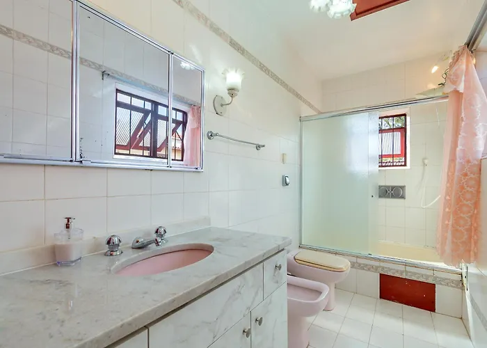 Holiday home Casa Maison Rose - Piscina, Lareira E Banheira Porto Alegre